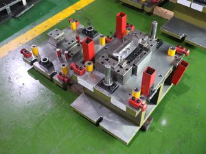 單沖模（工程模）