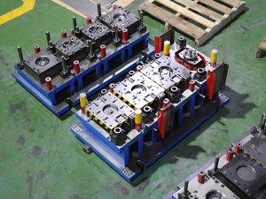 Single punch die (engineering die)